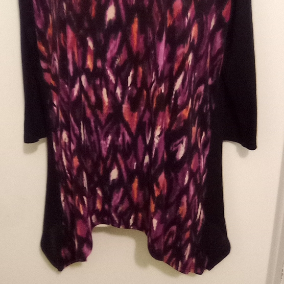 Asymmetrical Top With Accent Beads and Shark Bite Hem - Picture 3 of 10